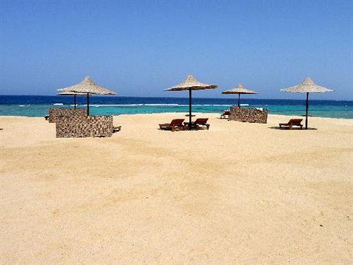 Wadi Lahmy Azur Resort 